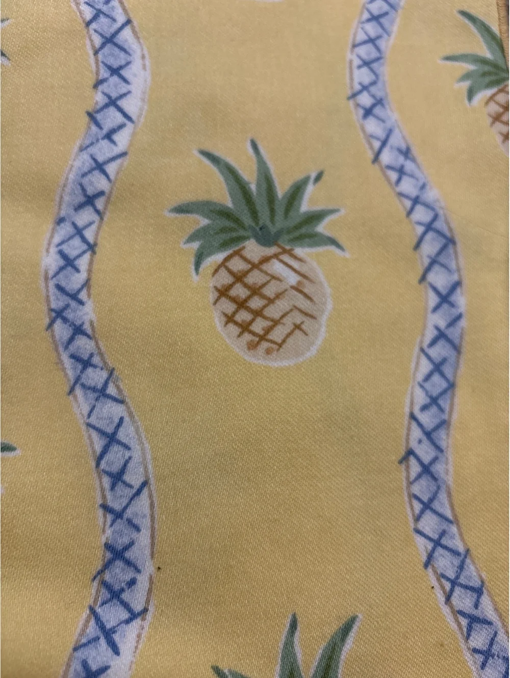 Vintage P Kaufmann Serendipity Yellow Pineapple Cloth Dinner Napkins Set of 10